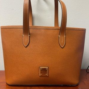 Dooney & Bourke handbag